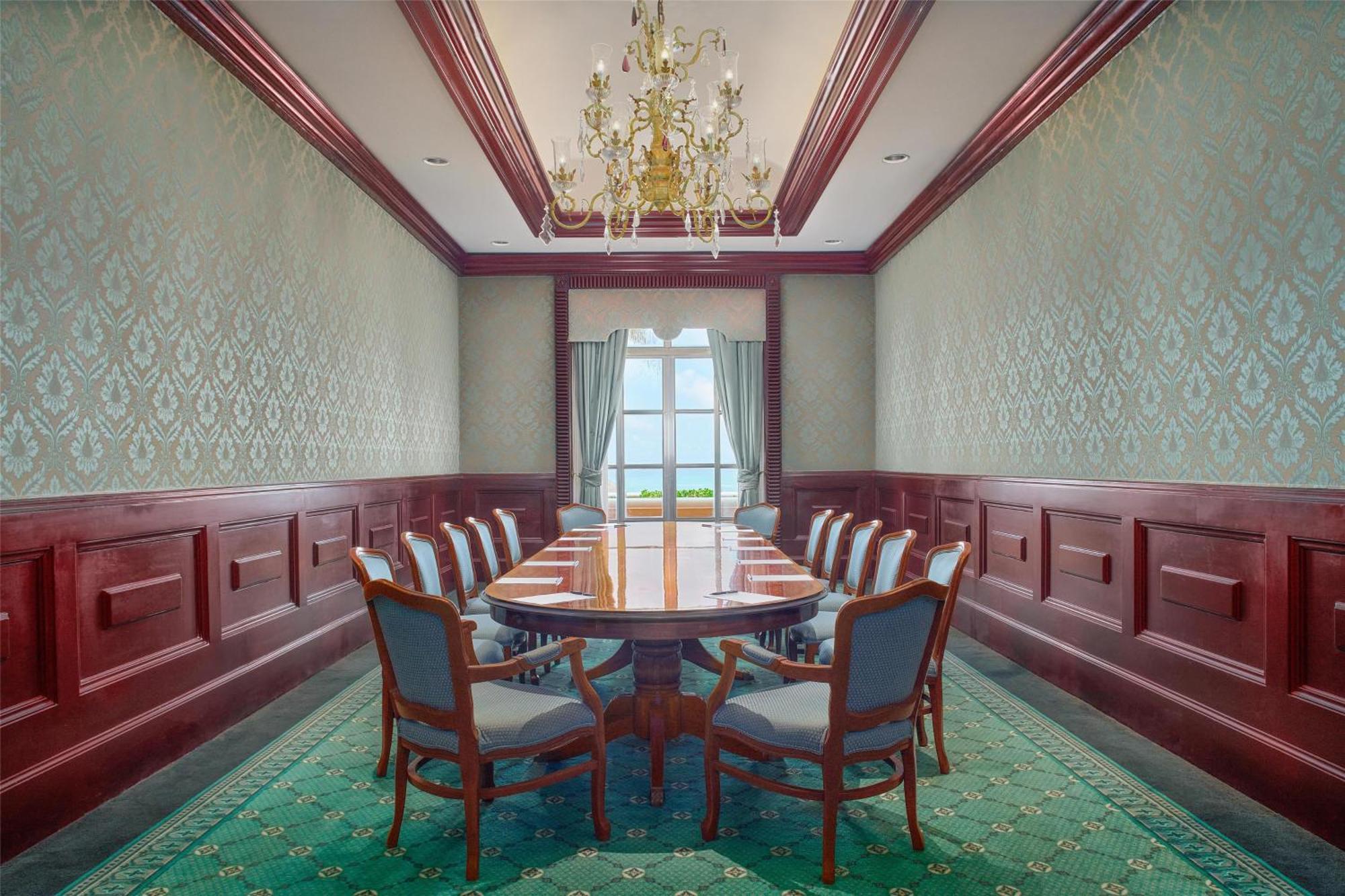 Kempinski Resort